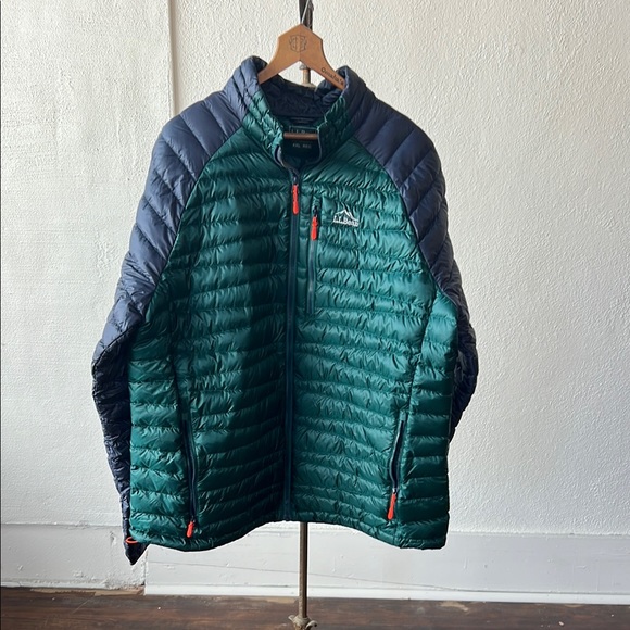 L.L. Bean Other - LL Bean EUC Ultralight 850 Down Insulated Jacket XXL